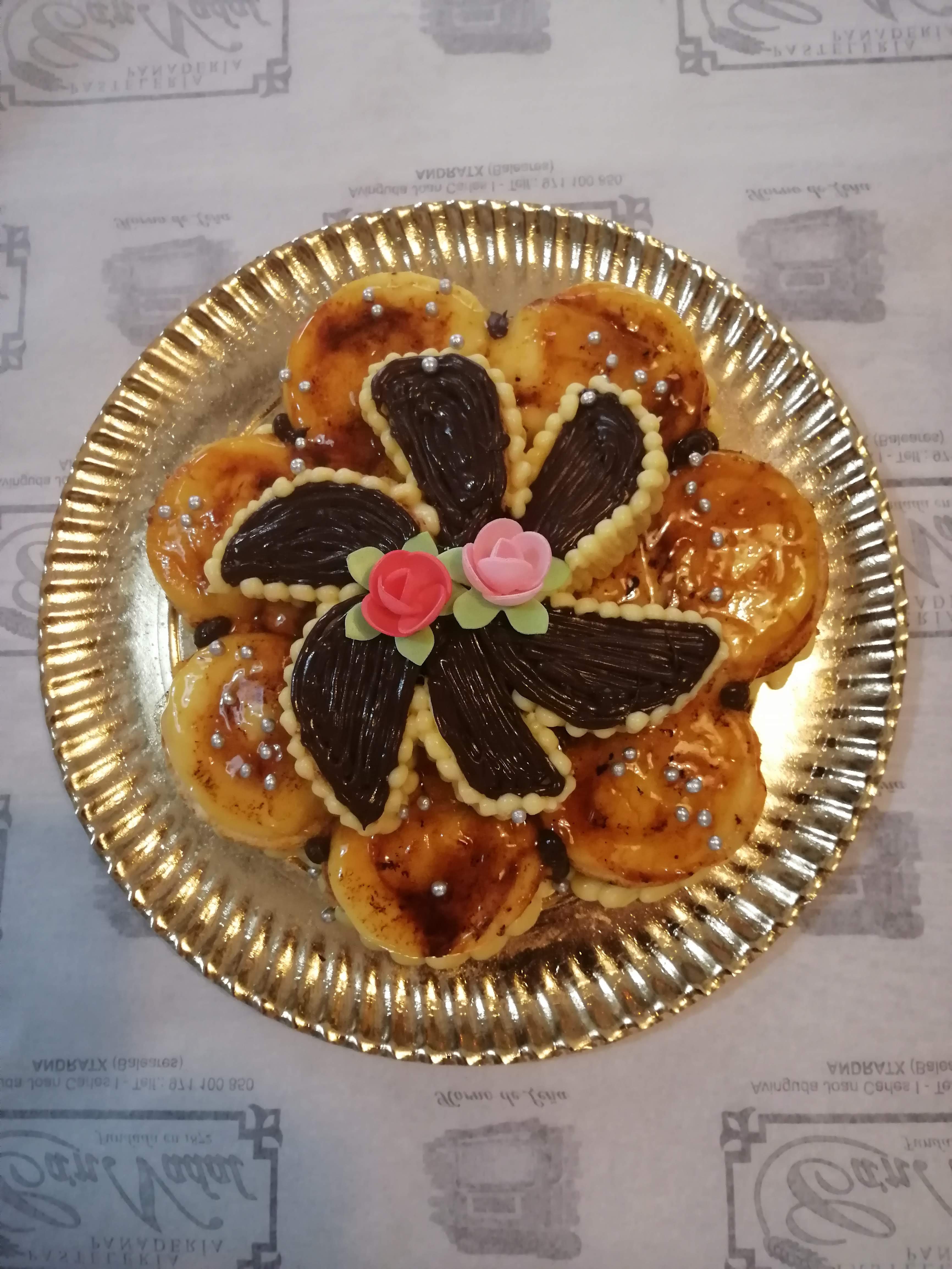 pasteles hechos a mano en Forn Pastisseria Can Nadal